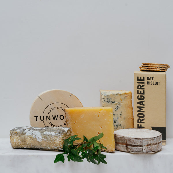 BRITISH ISLES CHEESE BOARD