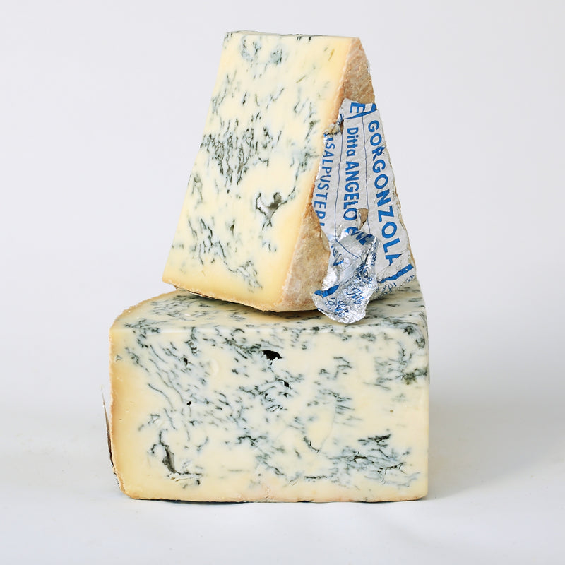 GORGONZOLA NATURALE PASTEURISED COW S MILK BLUE CHEESE LOMBARDY La gorgonzola-naturale-pasteurised-cow-s-milk-blue-cheese-lombardy-la